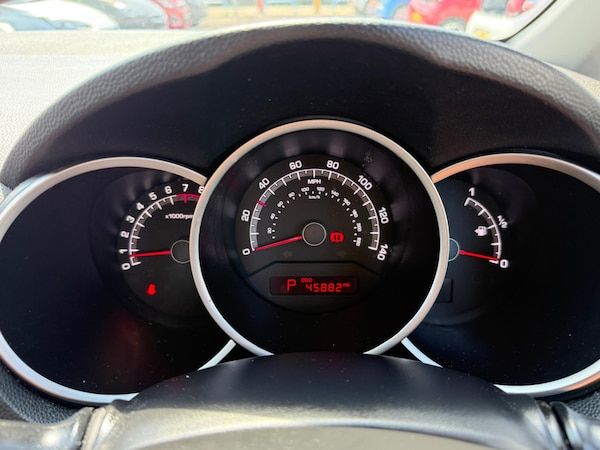 Used Kia Venga 2015 for sale - 75363030: Photo 27