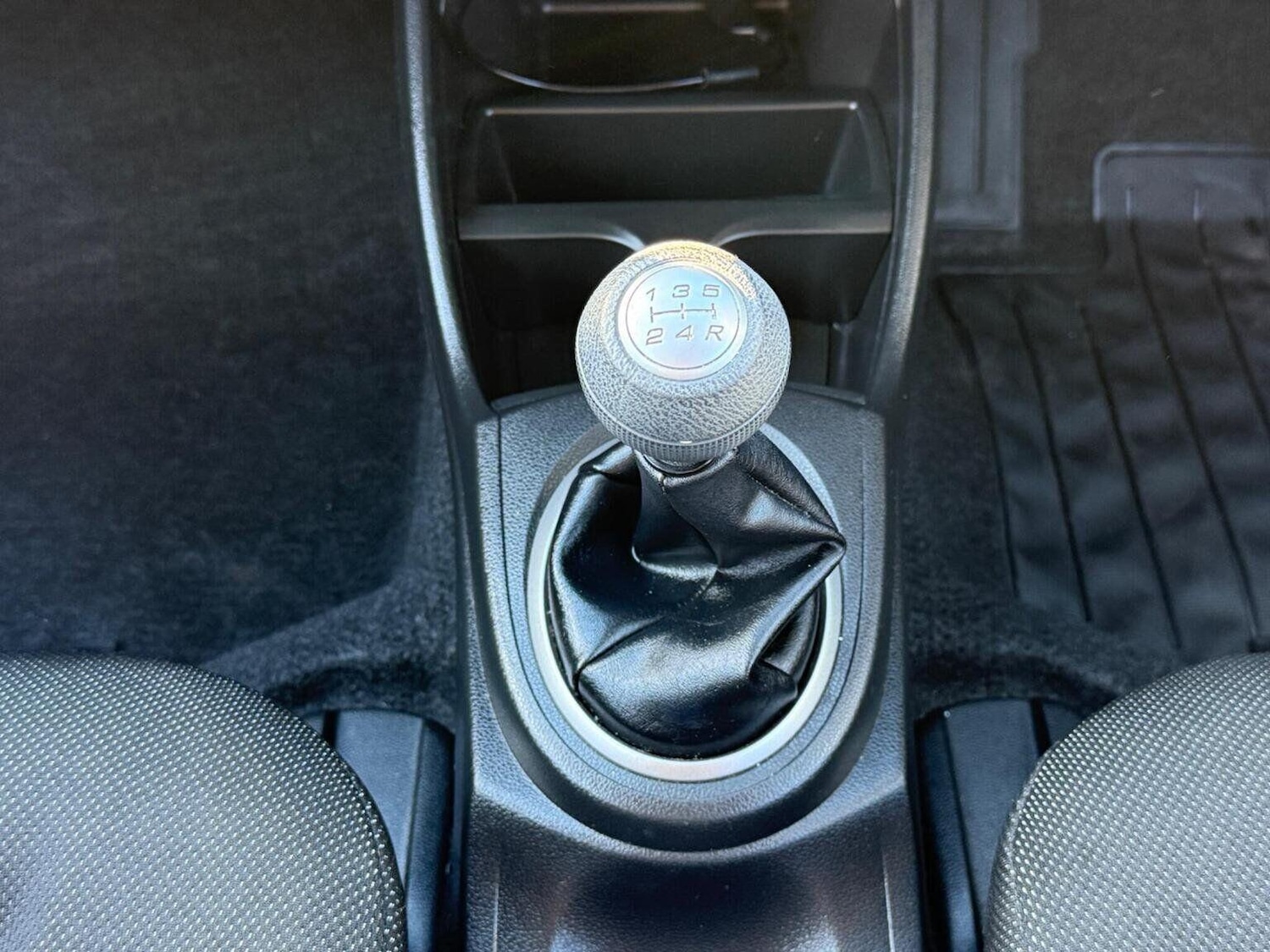 Used Honda Jazz 2013 for sale - 76644734: Photo 19