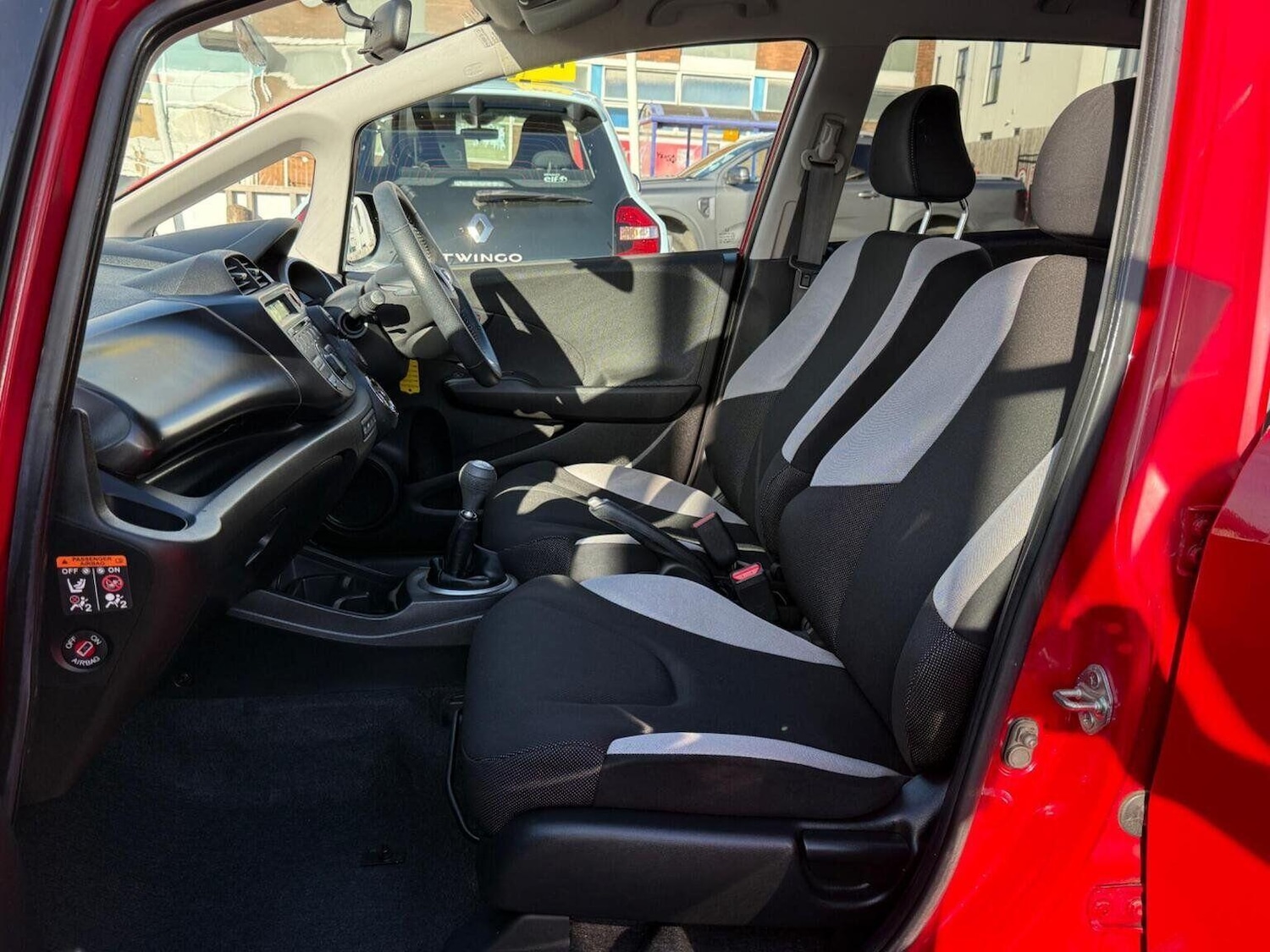 Used Honda Jazz 2013 for sale - 76644734: Photo 22