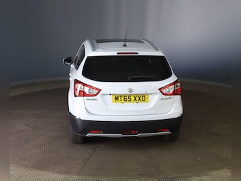 Used Suzuki SX4 S-Cross 2015 for sale - 75965366: Photo