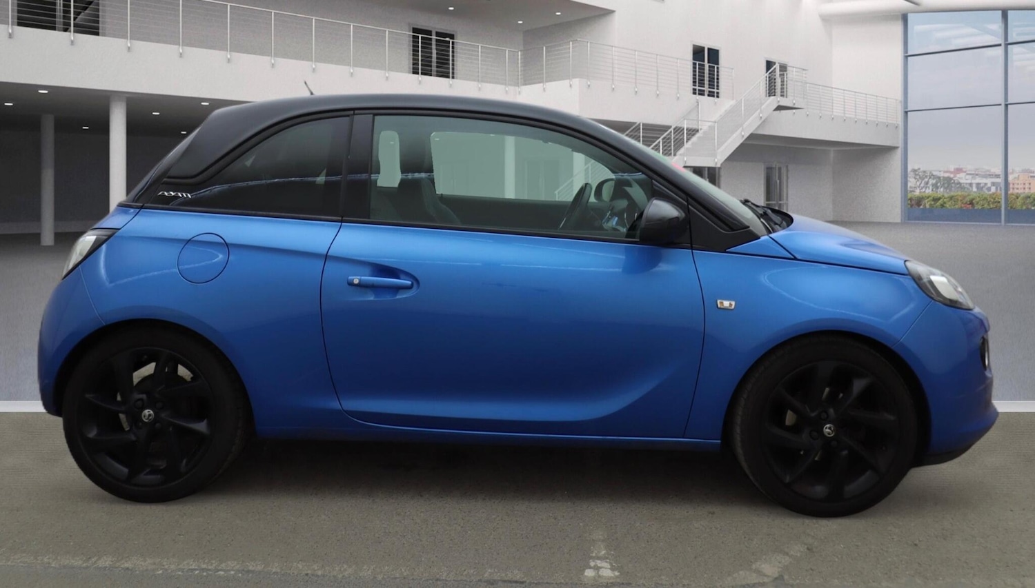 Used Vauxhall ADAM 2017 for sale - 78019065: Photo 2