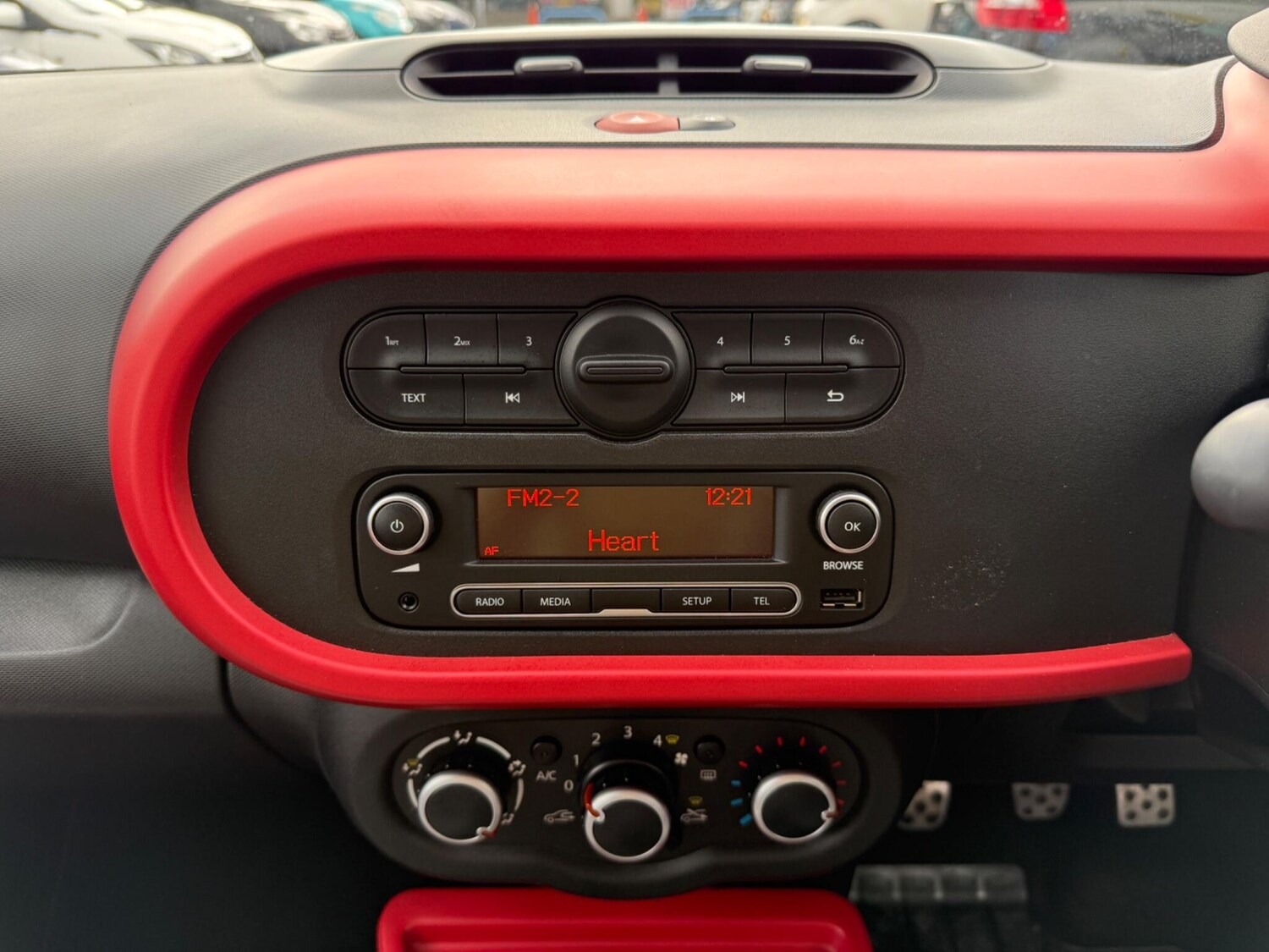 Used Renault Twingo 2016 for sale - 76349650: Photo 20