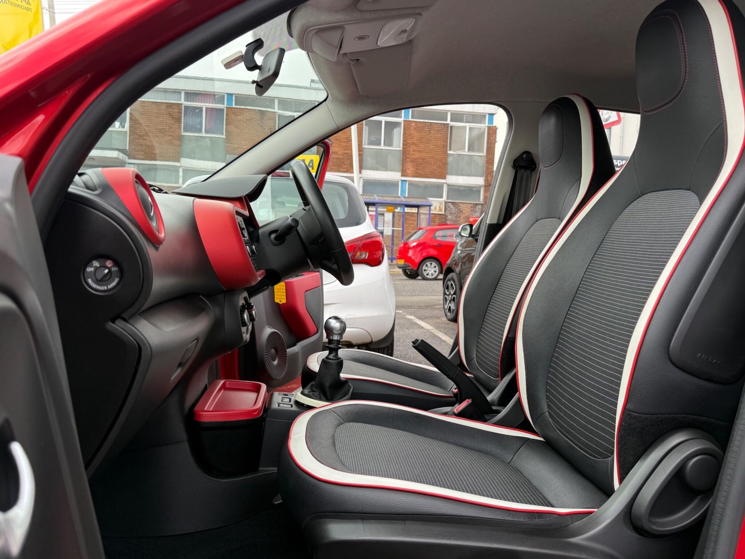 Used Renault Twingo 2016 for sale - 76349650: Photo 26