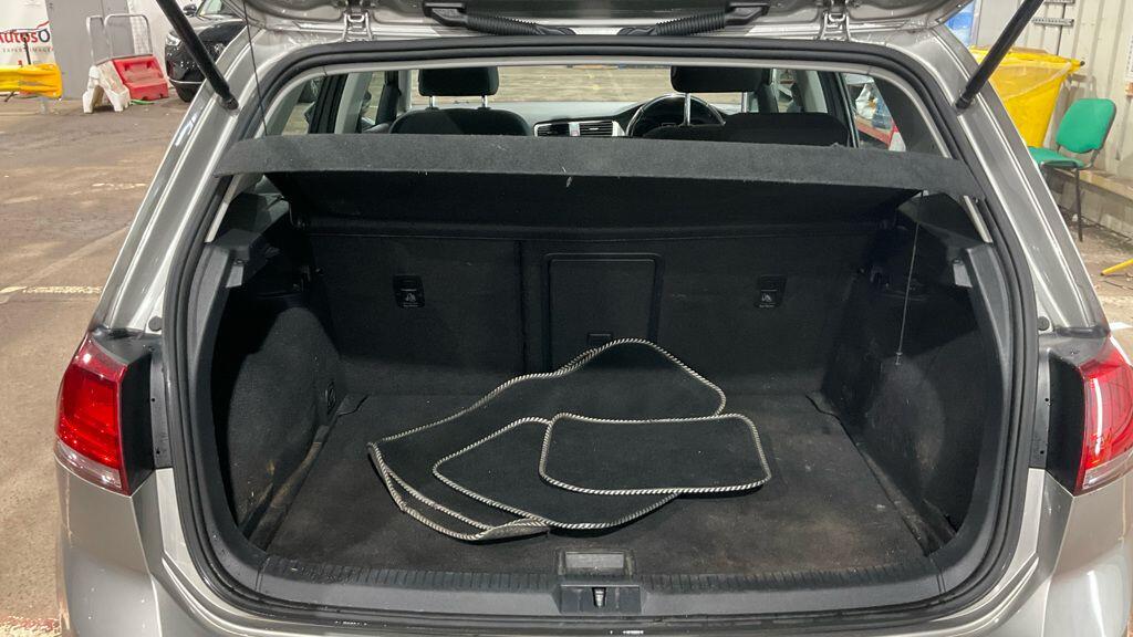 Used Volkswagen Golf 2015 for sale - 76801564: Photo 14