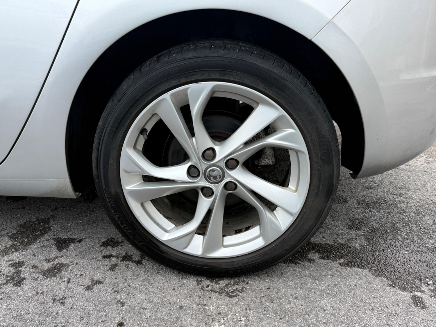 Used Vauxhall Astra 2017 for sale - 77400775: Photo 17