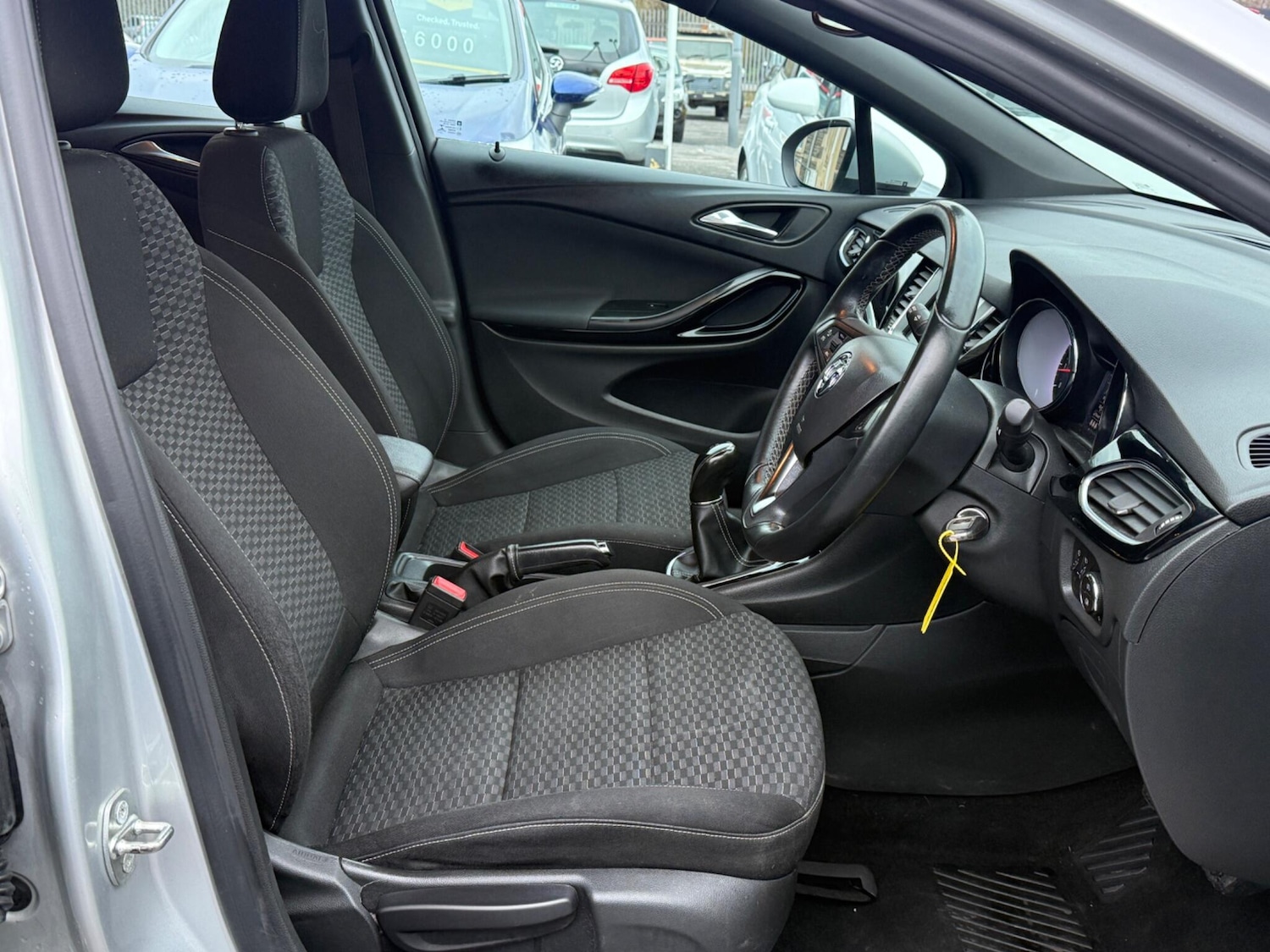 Used Vauxhall Astra 2017 for sale - 77400775: Photo 20