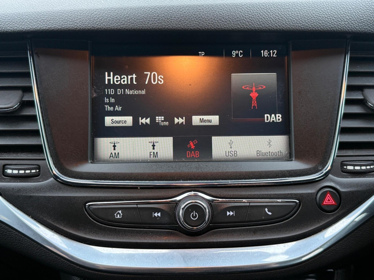 Used Vauxhall Astra 2017 for sale - 77400775: Photo 22