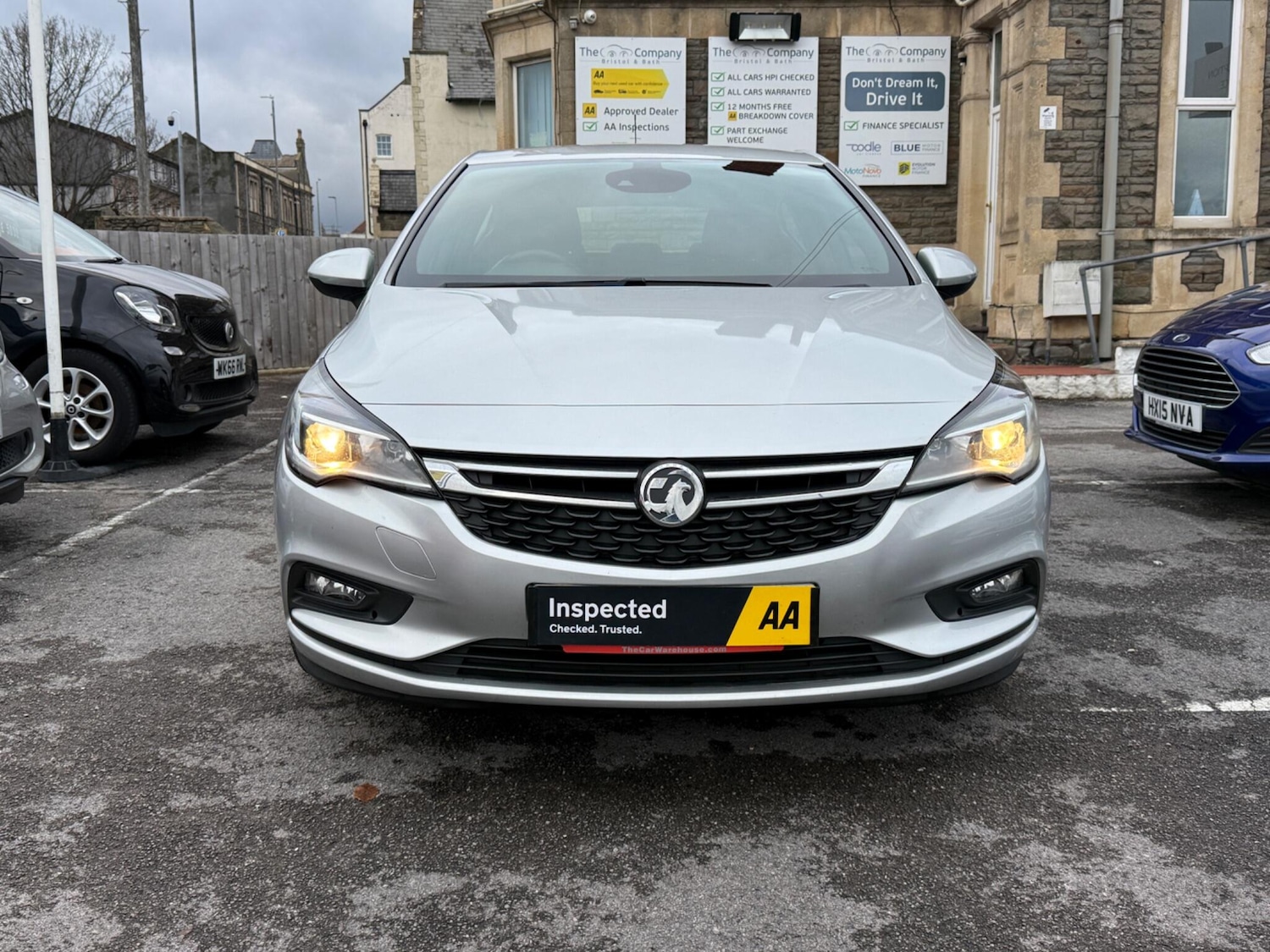 Used Vauxhall Astra 2017 for sale - 77400775: Photo 9