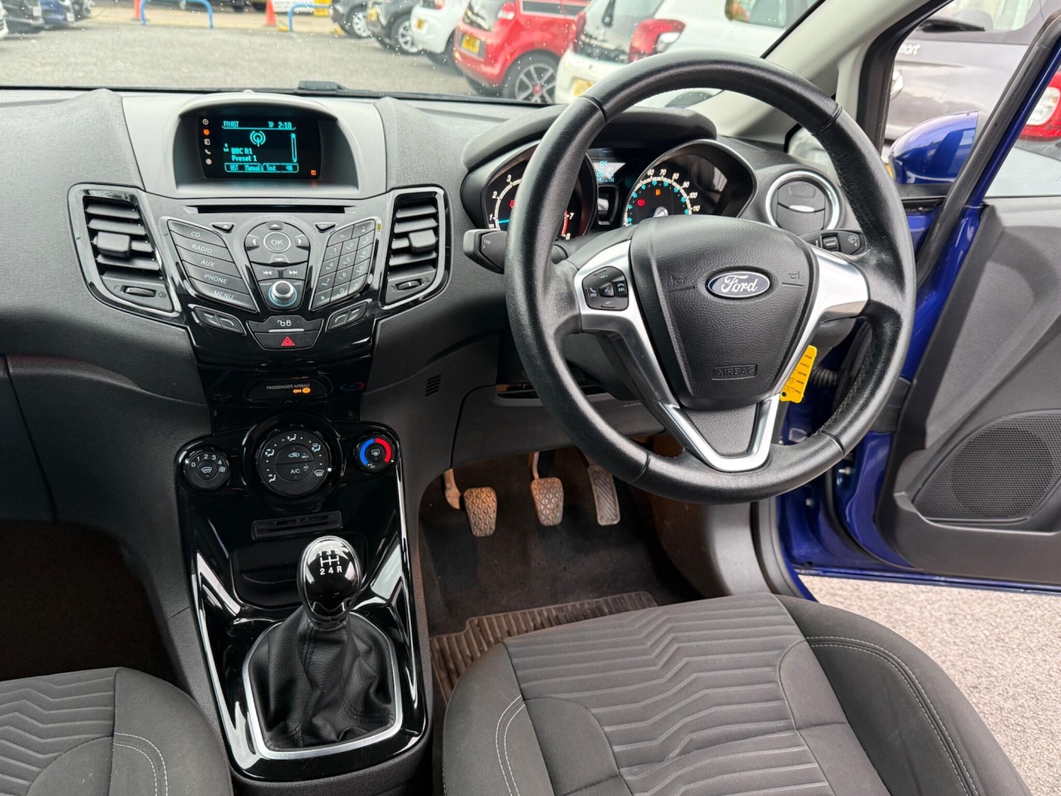 Used Ford Fiesta 2015 for sale - 76990556: Photo 27