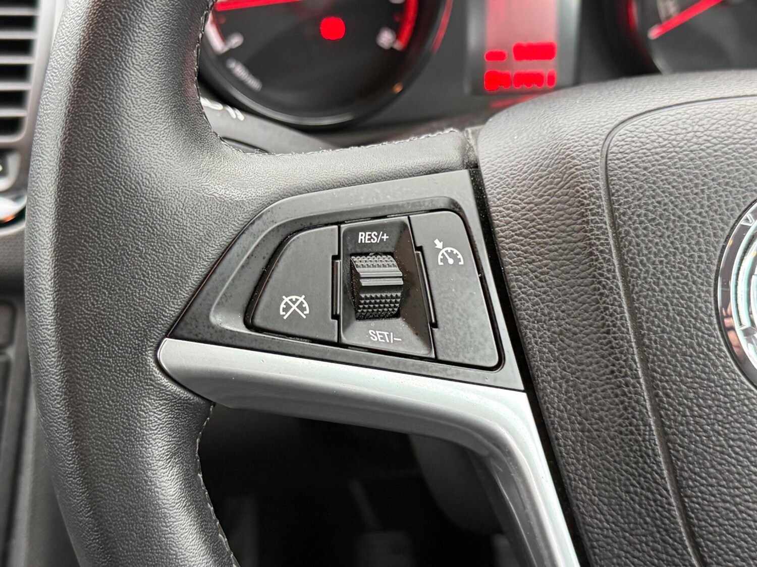 Used Vauxhall Meriva 2017 for sale - 76823762: Photo 32