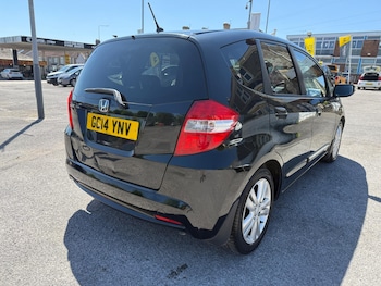 Used Honda Jazz 2014 for sale - 75363895: Photo