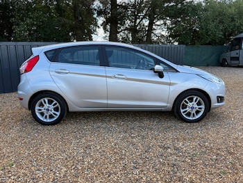 Used Ford Fiesta 2016 for sale - 79362318: Photo