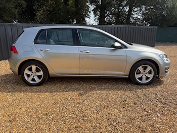 Used Volkswagen Golf 2015 for sale - 79532849: Photo