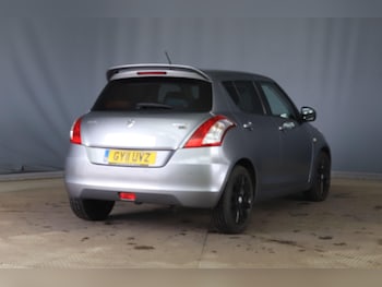 Used Suzuki Swift 2011 for sale - 77723184: Photo