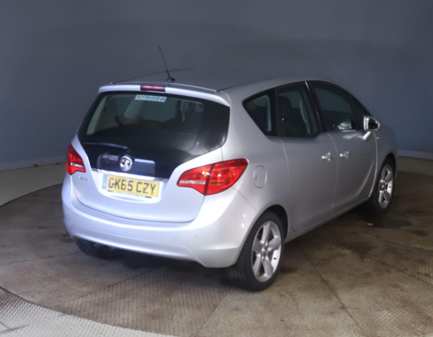 Used Vauxhall Meriva 2015 for sale - 77377317: Photo 2