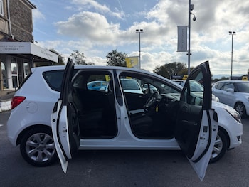 Used Vauxhall Meriva 2016 for sale - 76151735: Photo
