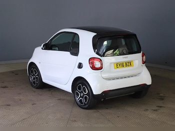 Used smart fortwo 2016 for sale - 79117005: Photo