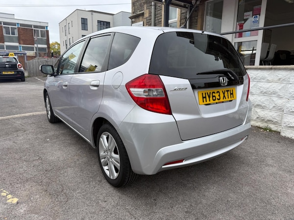 Used Honda Jazz 2013 for sale - 76189533: Photo 5