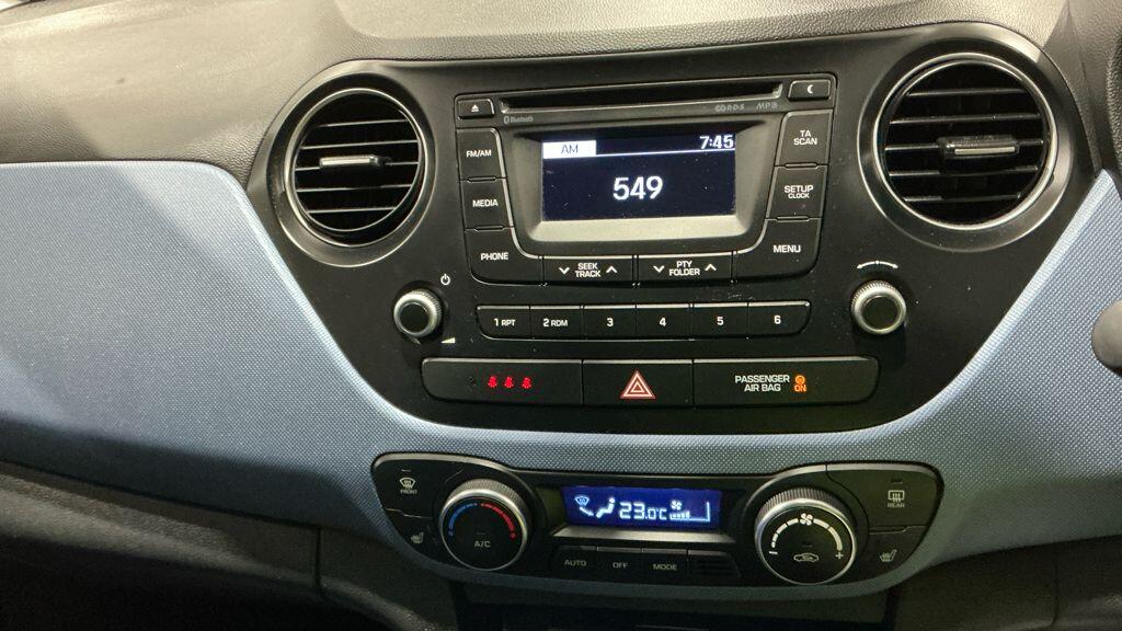 Used Hyundai i10 2015 for sale - 77143393: Photo 10