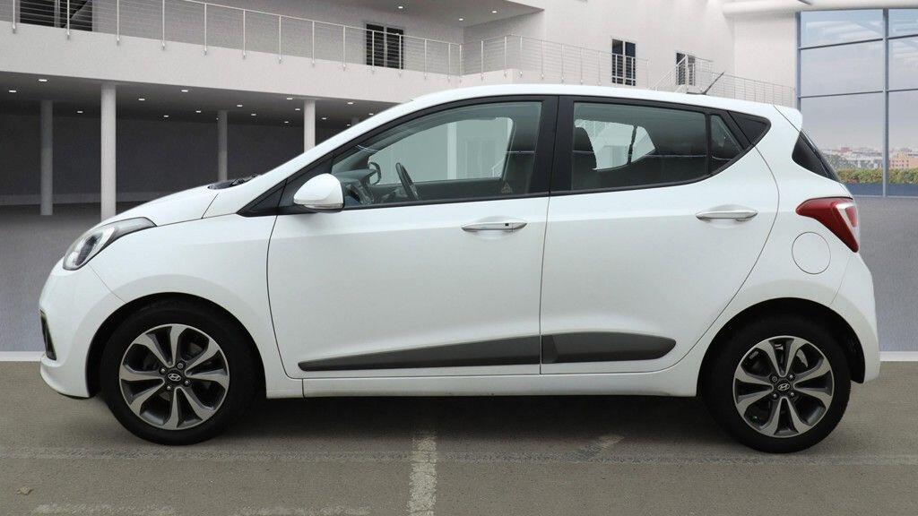 Used Hyundai i10 2015 for sale - 77143393: Photo 6