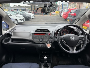 Used Honda Jazz 2013 for sale - 76151194: Photo