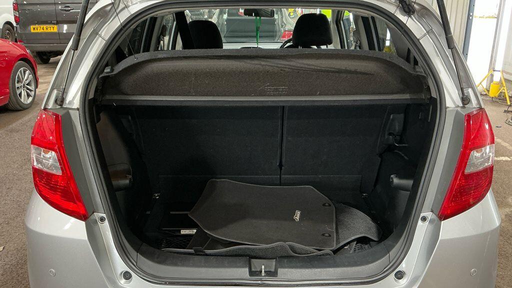 Used Honda Jazz 2013 for sale - 77710123: Photo 14