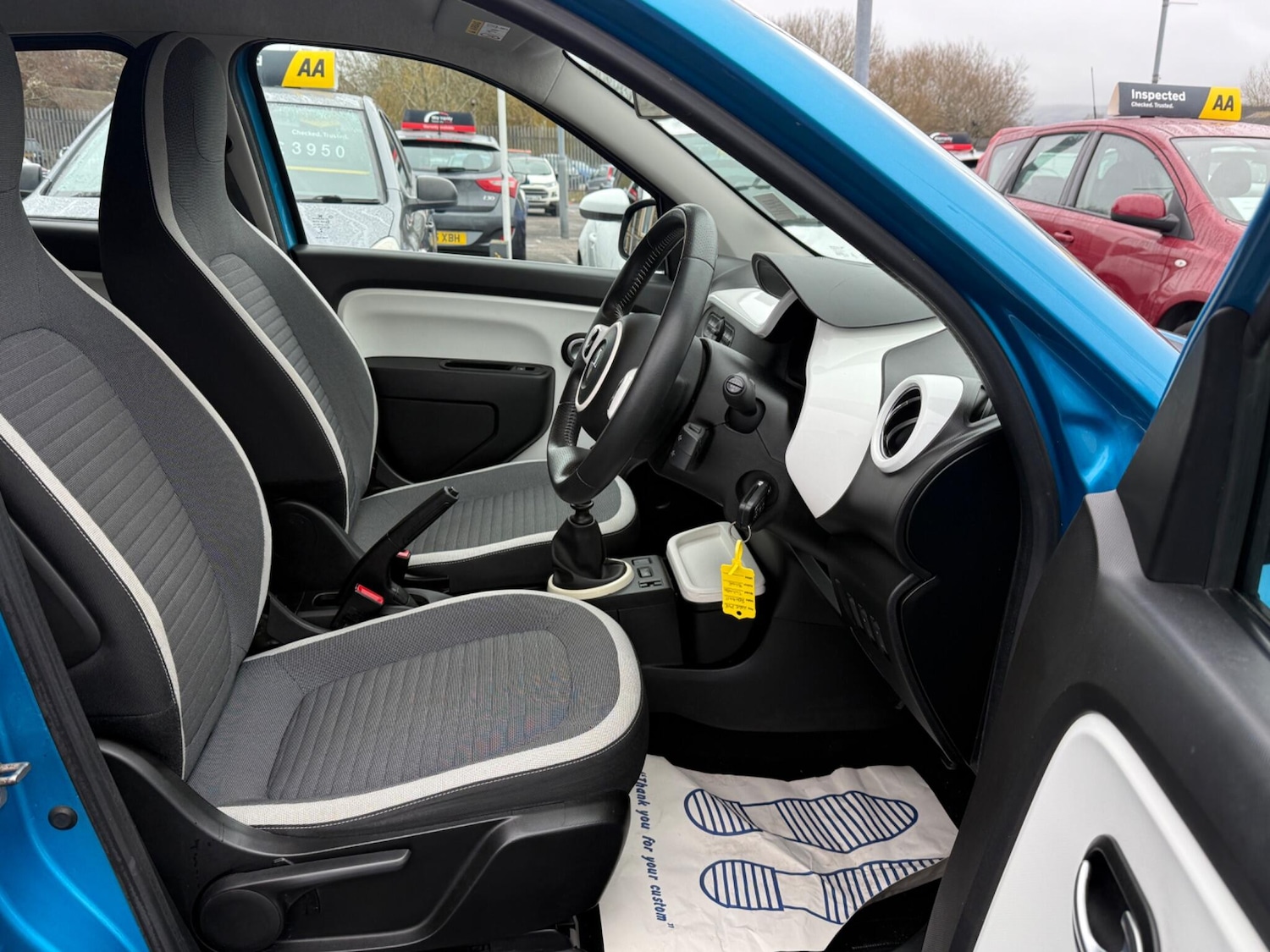 Used Renault Twingo 2015 for sale - 77455516: Photo 19