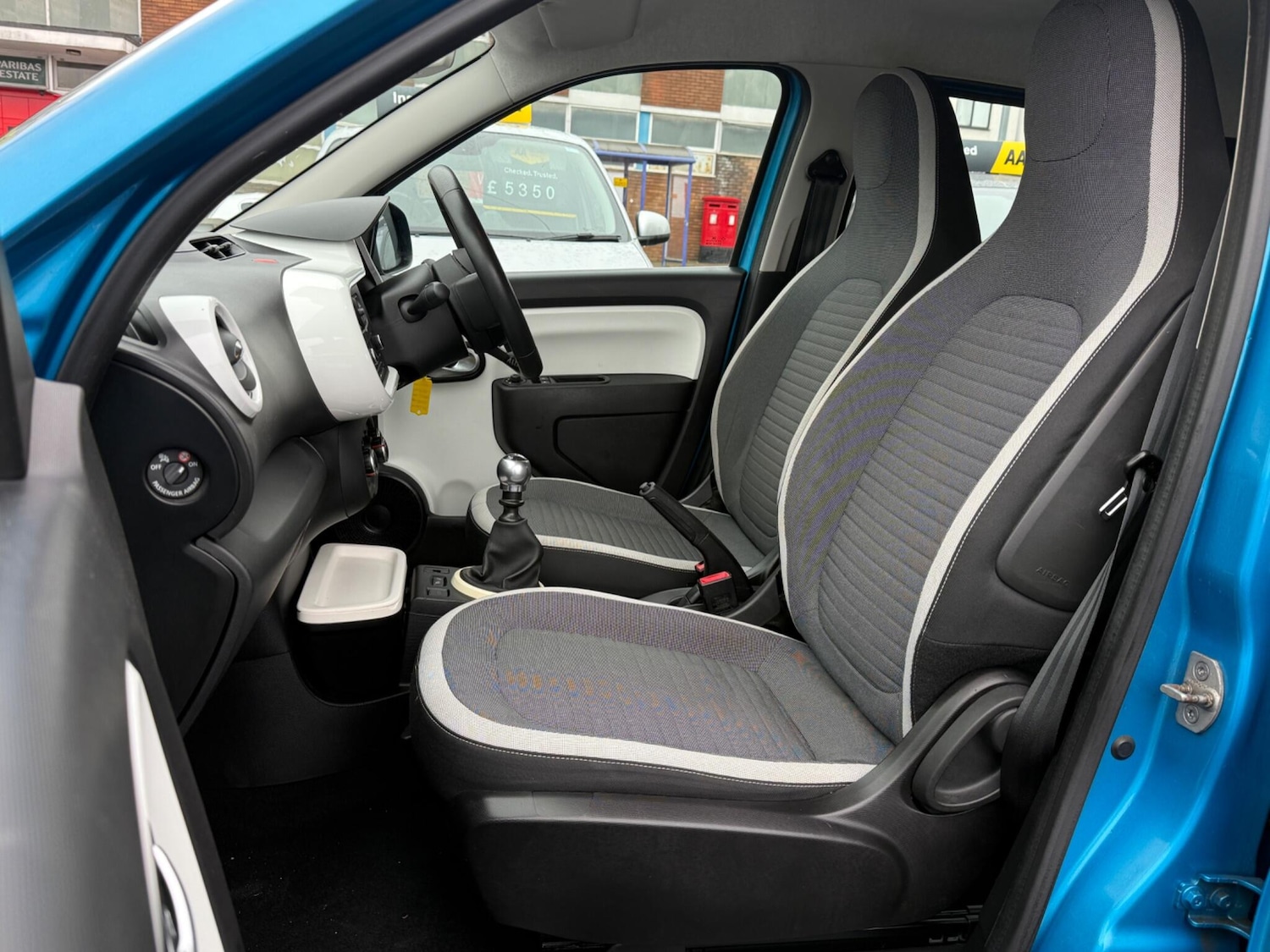 Used Renault Twingo 2015 for sale - 77455516: Photo 26