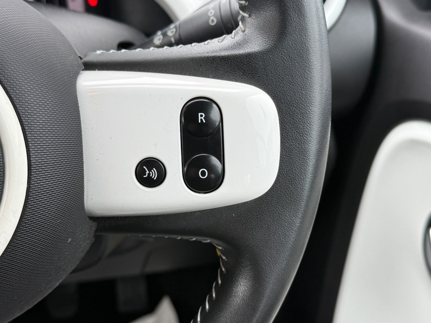 Used Renault Twingo 2015 for sale - 77455516: Photo 30