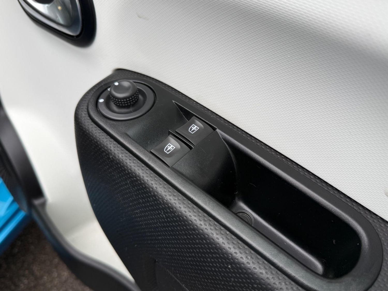 Used Renault Twingo 2015 for sale - 77455516: Photo 34