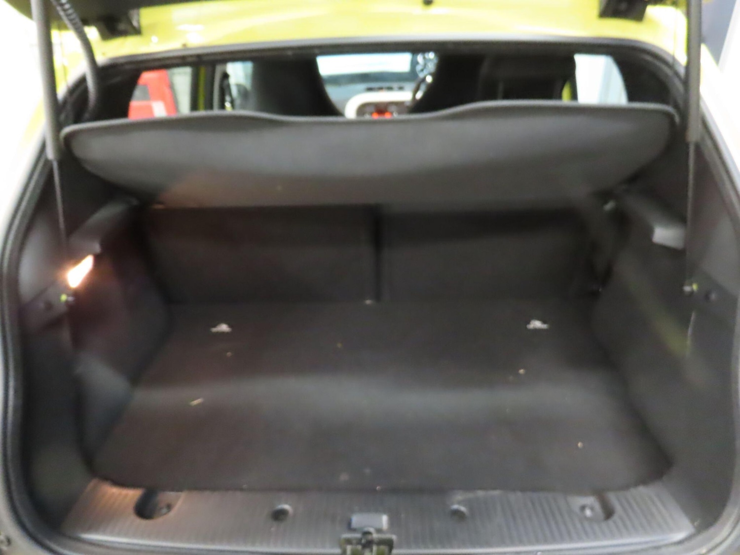 Used Renault Twingo 2016 for sale - 76824240: Photo 15