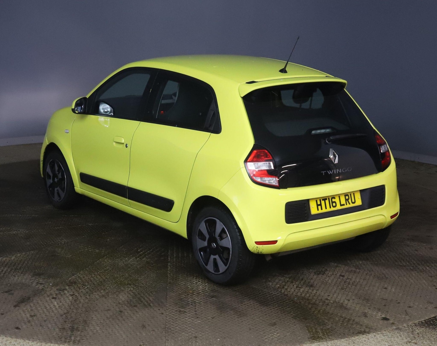 Used Renault Twingo 2016 for sale - 76824240: Photo 5