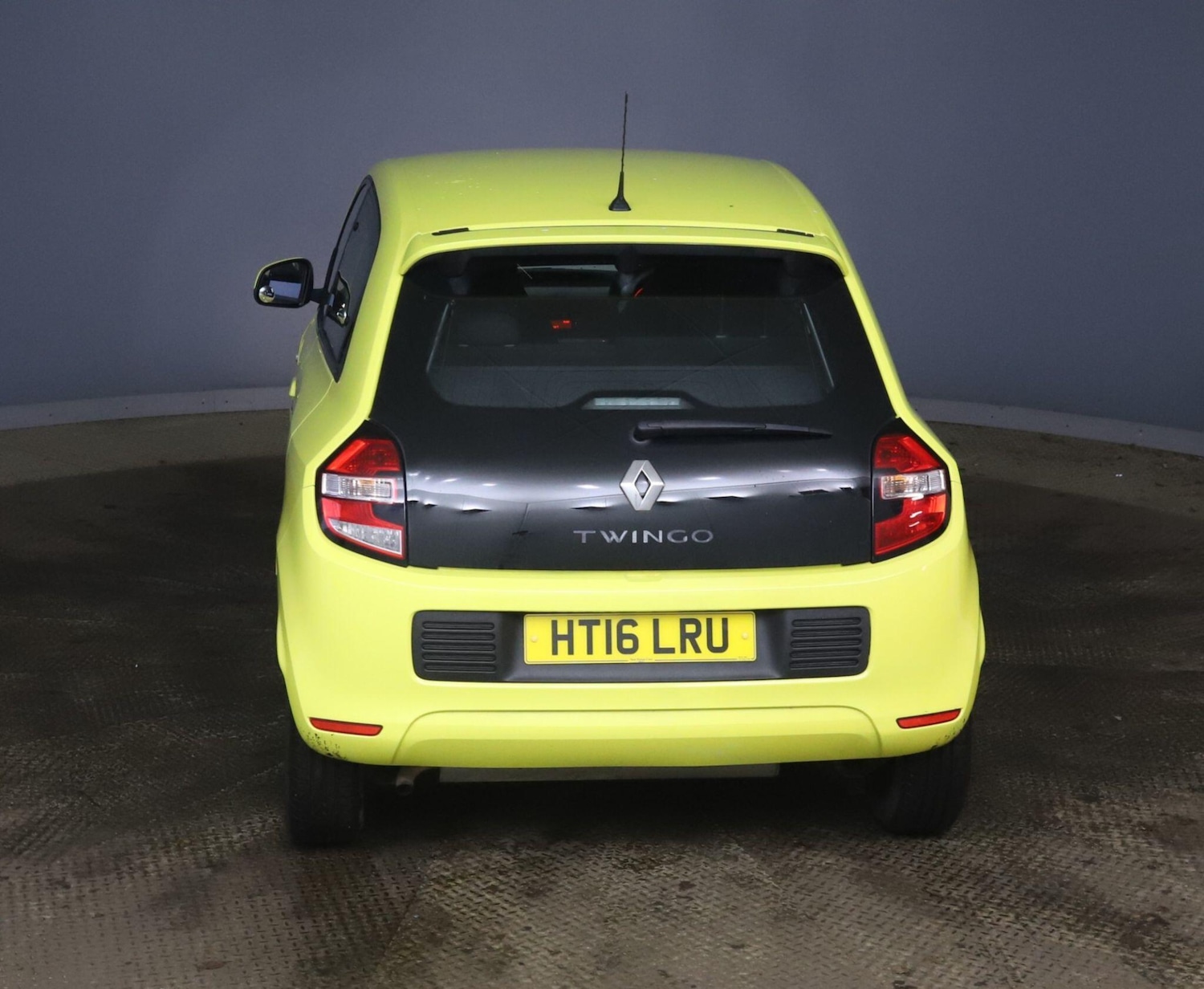 Used Renault Twingo 2016 for sale - 76824240: Photo 7