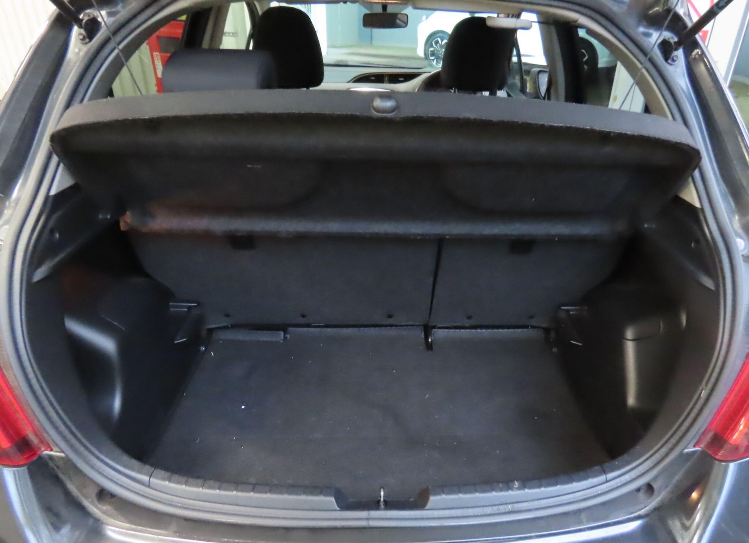 Used Toyota Yaris 2014 for sale - 76989110: Photo 15