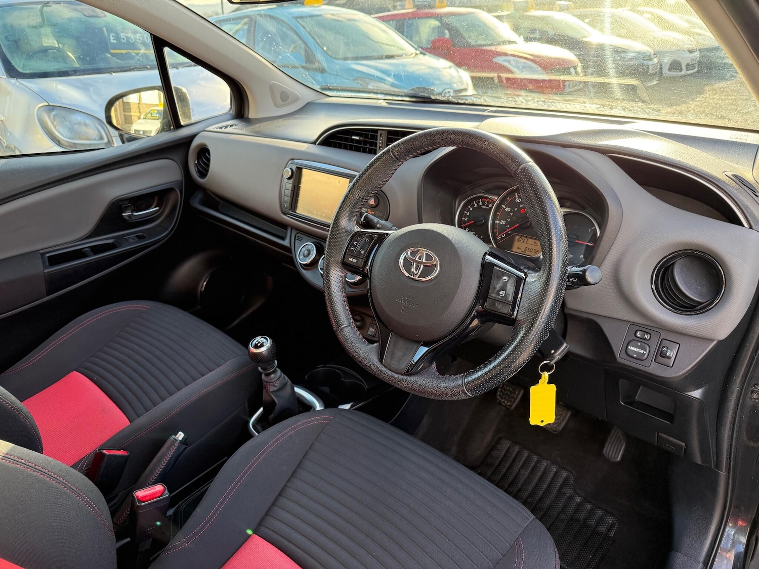 Used Toyota Yaris 2014 for sale - 76989110: Photo 20