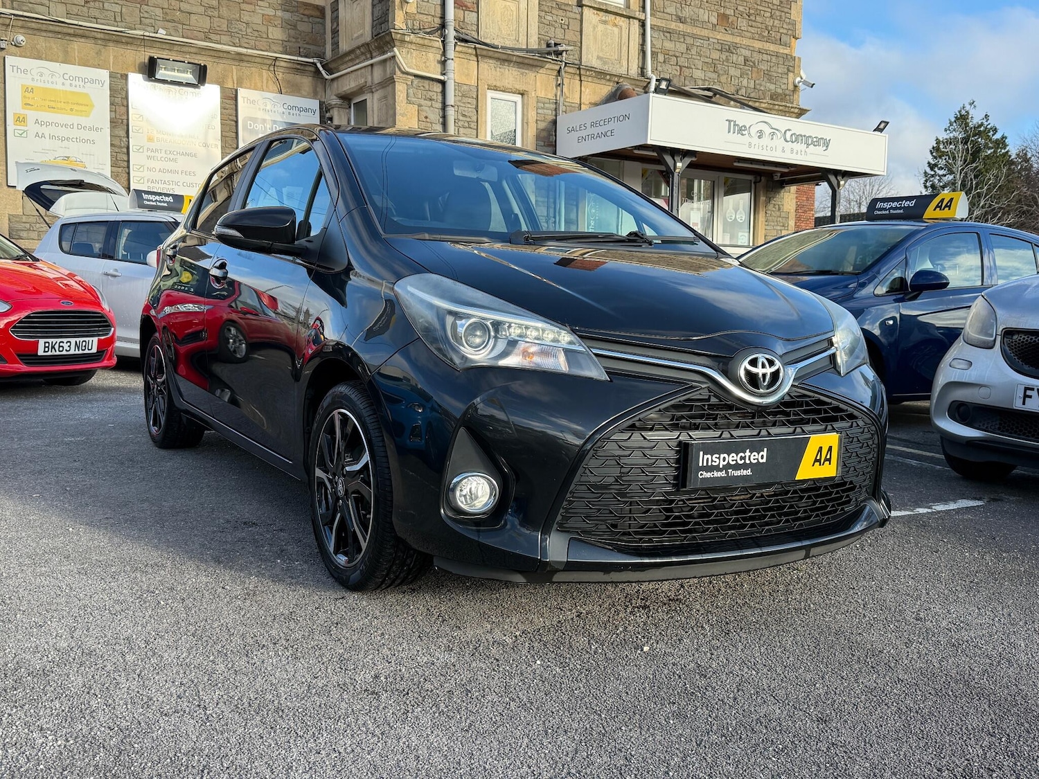 Used Toyota Yaris 2014 for sale - 76989110: Photo 40