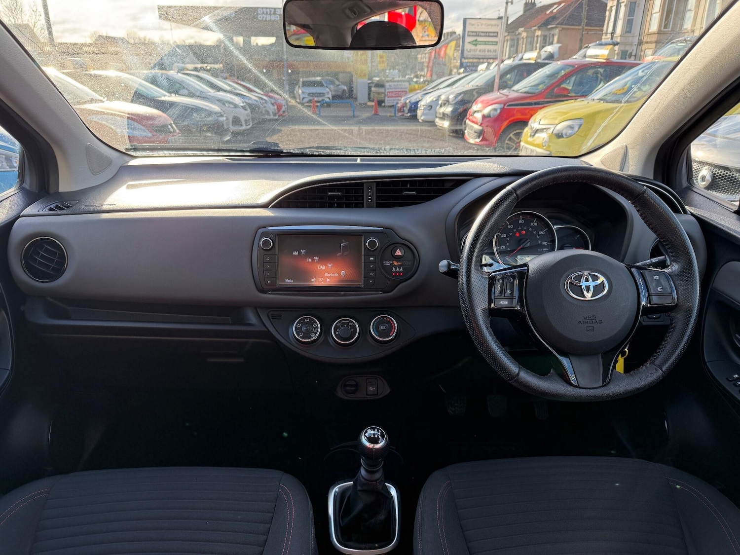 Used Toyota Yaris 2014 for sale - 76989110: Photo 41