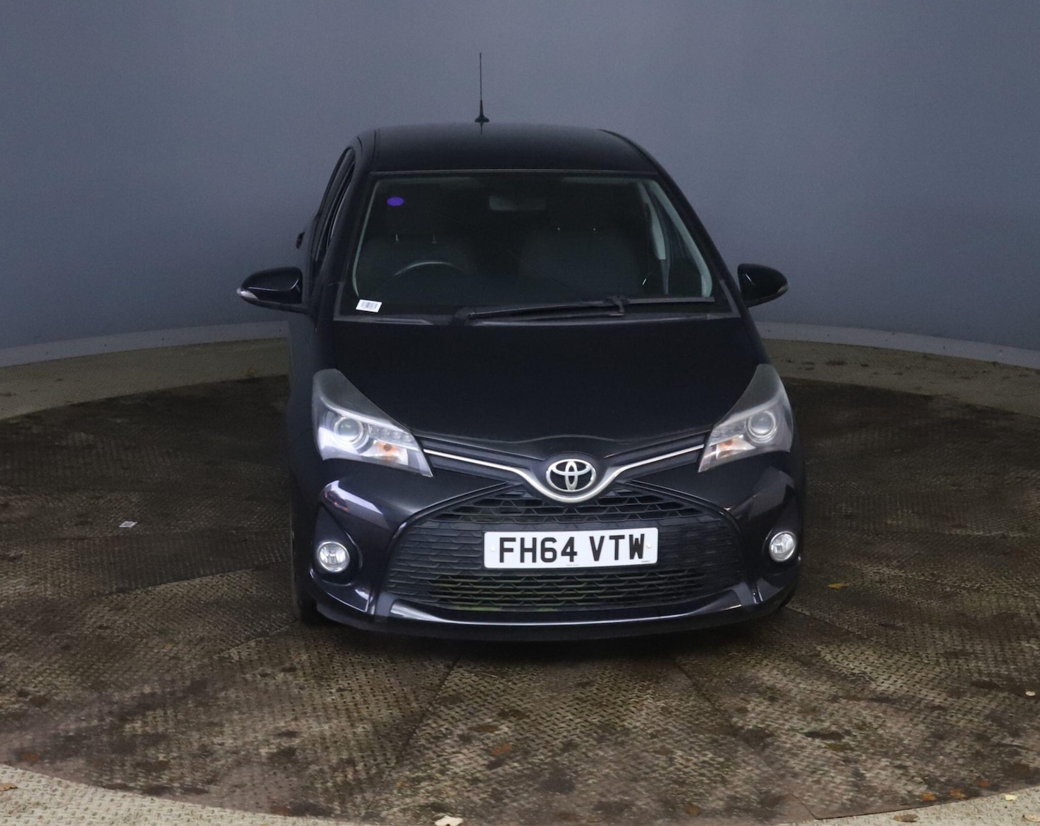 Used Toyota Yaris 2014 for sale - 76989110: Photo 6