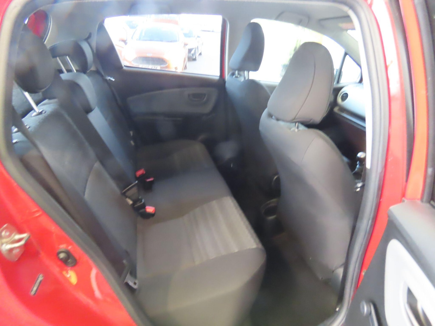 Used Toyota Yaris 2017 for sale - 76425794: Photo 13