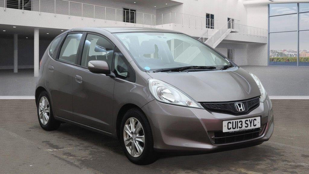 Used Honda Jazz 2013 for sale - 77291749: Photo 1