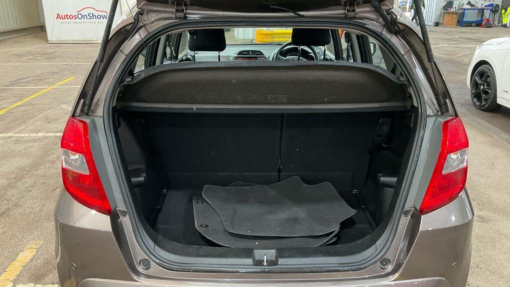 Used Honda Jazz 2013 for sale - 77291749: Photo 14