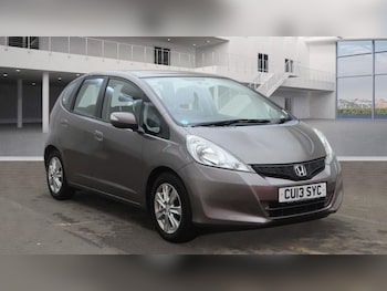 Used Honda Jazz 2013 for sale - 77291749: Photo