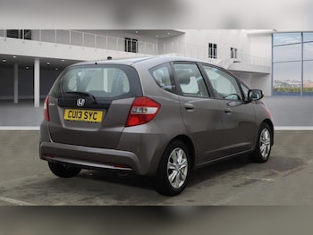 Used Honda Jazz 2013 for sale - 77291749: Photo