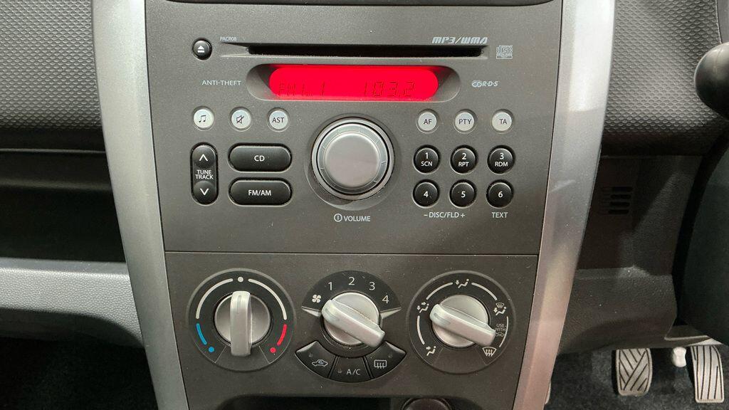 Used Vauxhall Agila 2014 for sale - 76397939: Photo 10