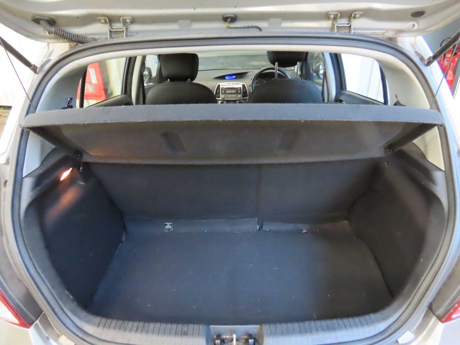 Used Hyundai i20 2014 for sale - 76765583: Photo 15