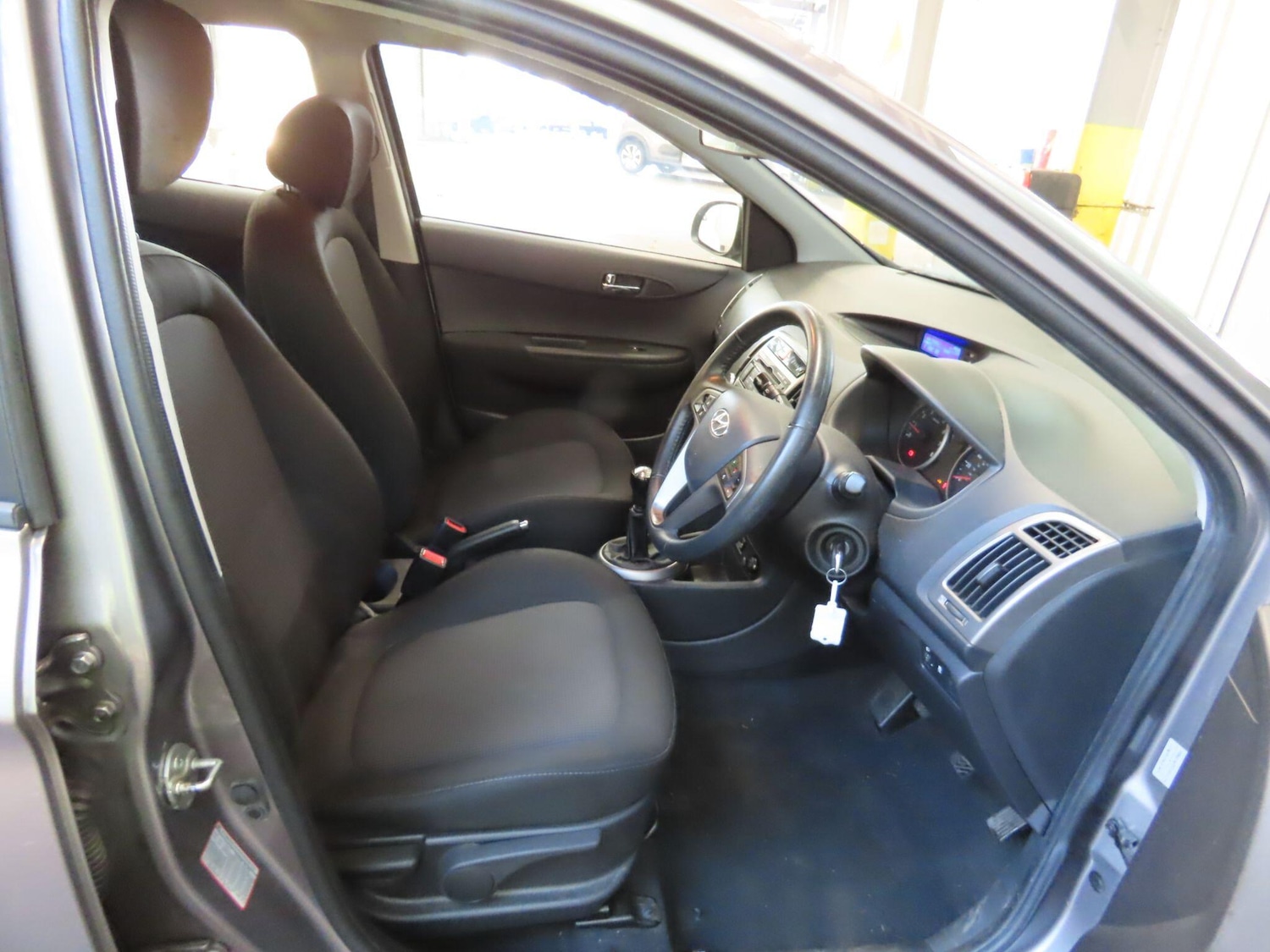 Used Hyundai i20 2014 for sale - 76765583: Photo 9