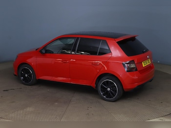 Used Skoda Fabia 2015 for sale - 79373223: Photo