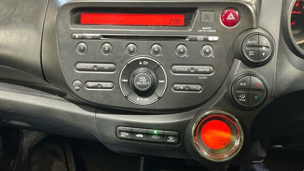 Used Honda Jazz 2014 for sale - 78184939: Photo 8