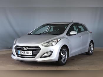 Used Hyundai i30 2016 for sale - 79726332: Photo