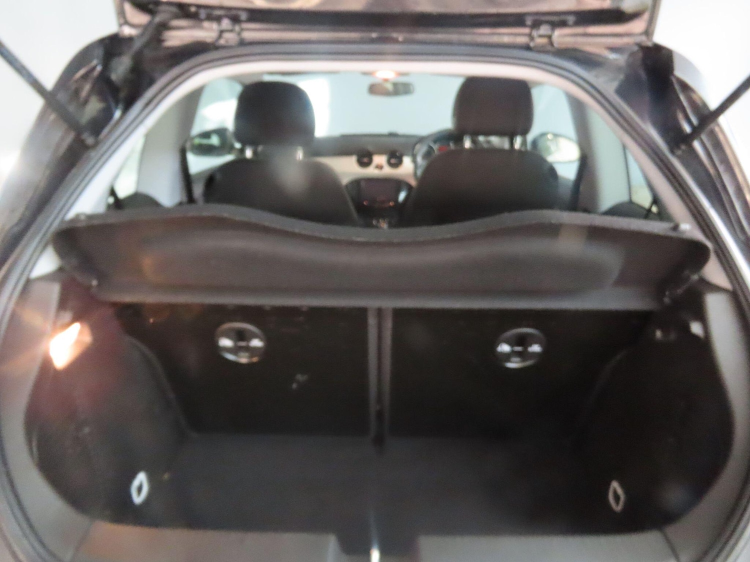 Used Vauxhall ADAM 2014 for sale - 76927019: Photo 14